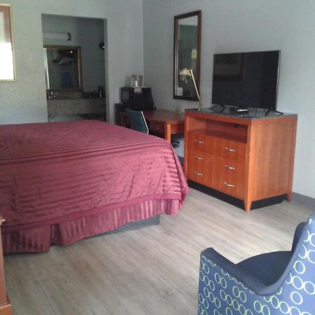 Budget Inn أندرسون المظهر الخارجي الصورة
