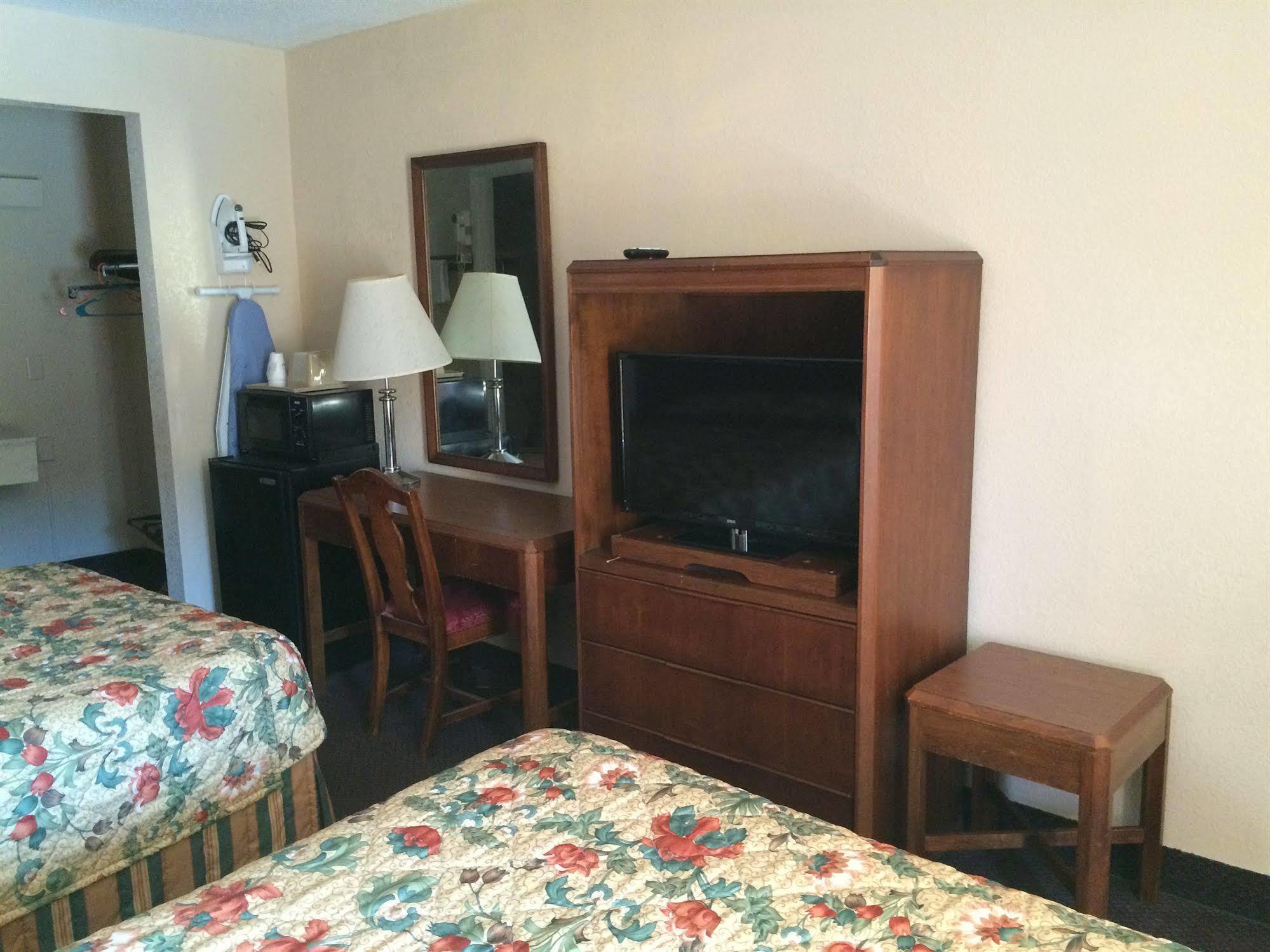 Budget Inn أندرسون المظهر الخارجي الصورة
